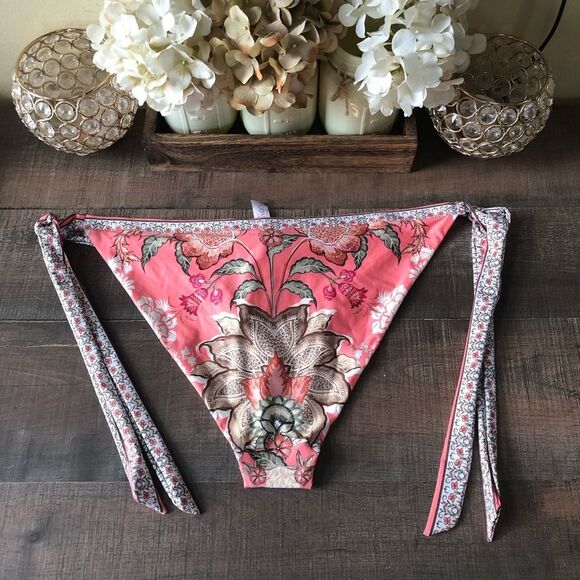 Cosita Linda ABLOOM TIE SIDE BOTTOM NWOT - Picture 8 of 8